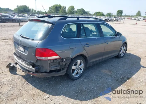 2009 Volkswagen Jetta 2.0L Tdi from USA, damaged, VIN 3VWPL71K69M341036